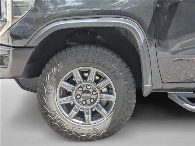 2024 GMC Sierra 1500 4WD Crew Cab Short Box AT4X