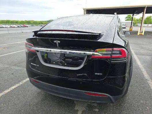 2016 Tesla Model X 90D