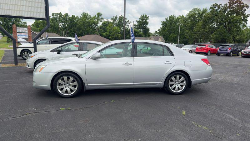 2005 Toyota Avalon XL