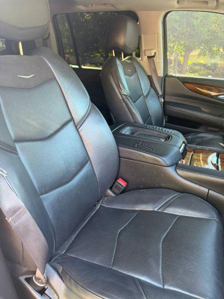 2017 Cadillac Escalade ESV Luxury