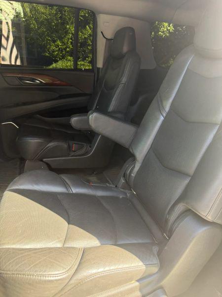 2017 Cadillac Escalade ESV Luxury