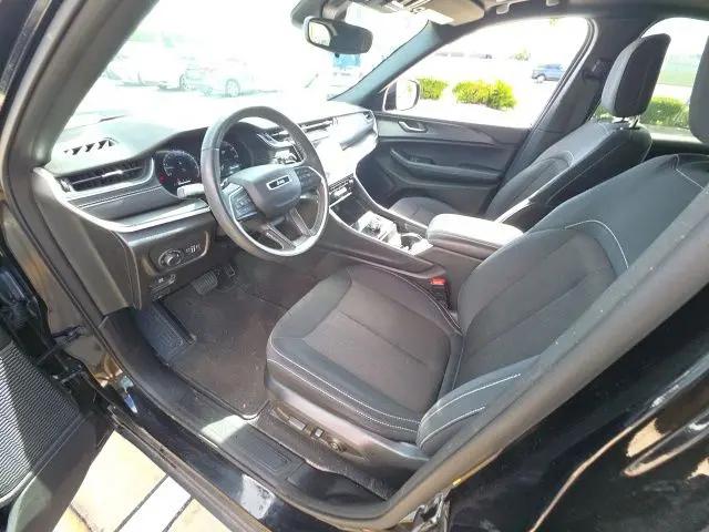 2024 Jeep Grand Cherokee Laredo X 4x4
