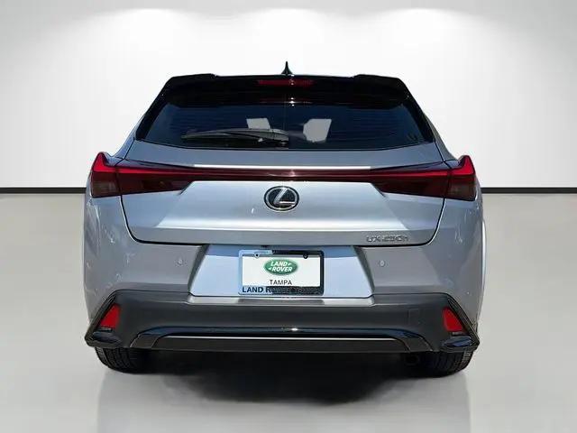 2024 Lexus UX 250h F SPORT Handling