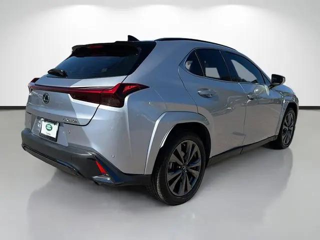 2024 Lexus UX 250h F SPORT Handling