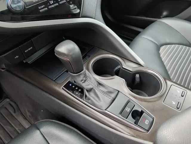 2021 Toyota Camry SE AWD