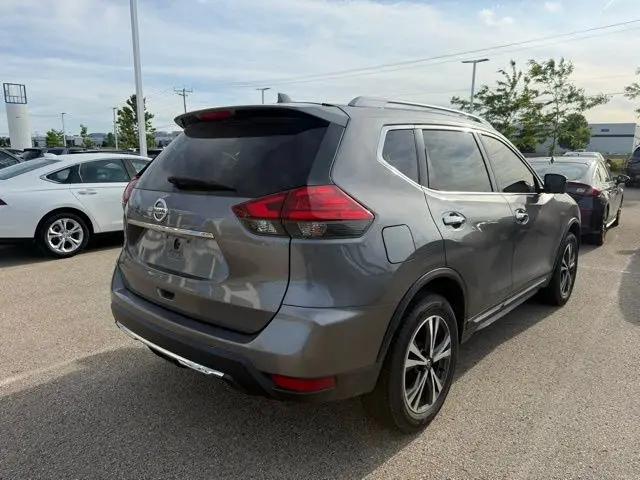 2017 Nissan Rogue SL