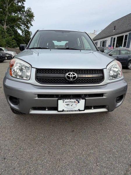 2005 Toyota RAV4 Base