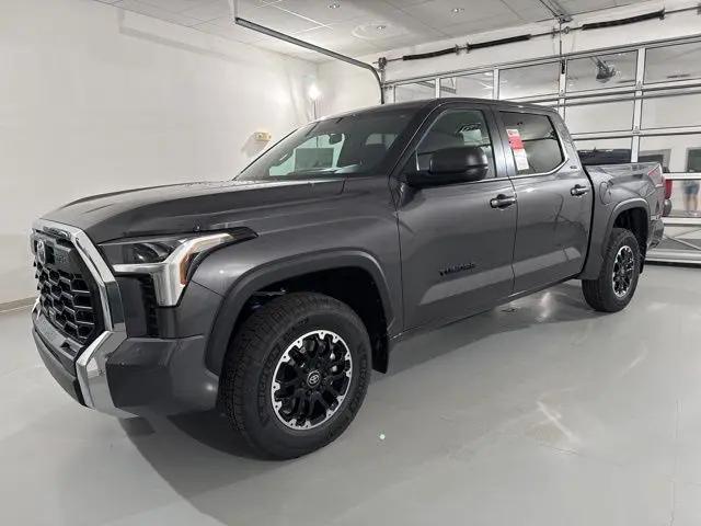 2026 Toyota Tundra SR5 CrewMax 5.5' Bed