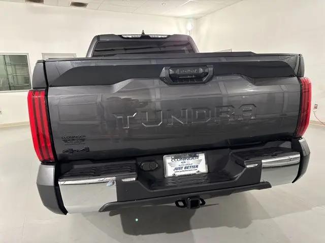 2026 Toyota Tundra SR5 CrewMax 5.5' Bed