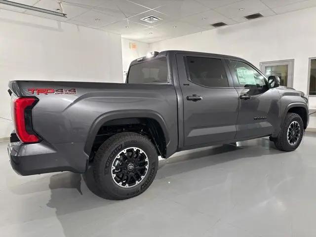 2026 Toyota Tundra SR5 CrewMax 5.5' Bed