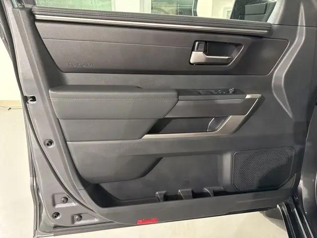 2026 Toyota Tundra SR5 CrewMax 5.5' Bed