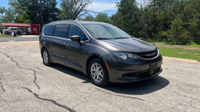 2021 Chrysler Voyager LXI