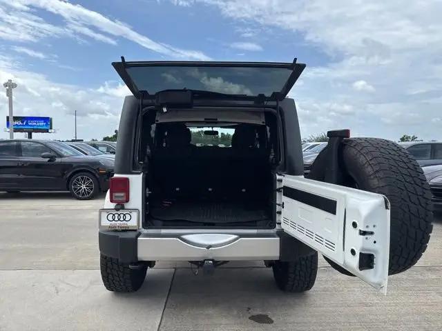 2018 Jeep Wrangler JK Unlimited Sahara