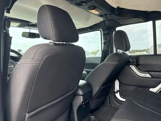 2018 Jeep Wrangler JK Unlimited Sahara