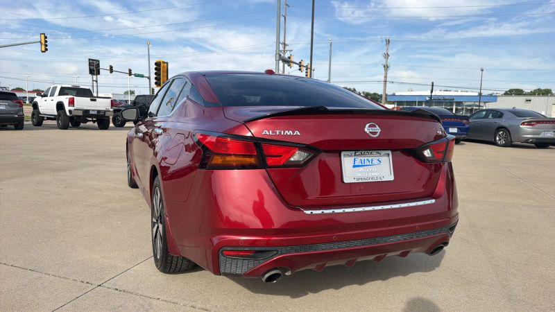 2020 Nissan Altima SL FWD
