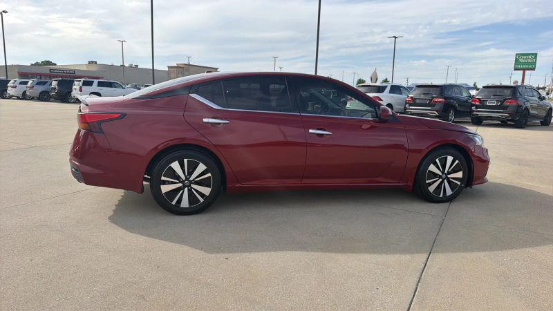 2020 Nissan Altima SL FWD