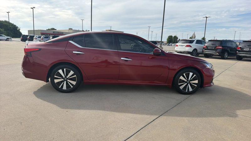 2020 Nissan Altima SL FWD