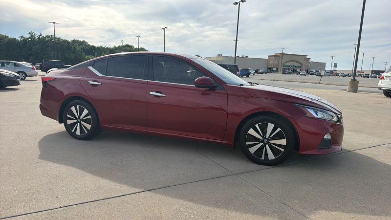 2020 Nissan Altima SL FWD