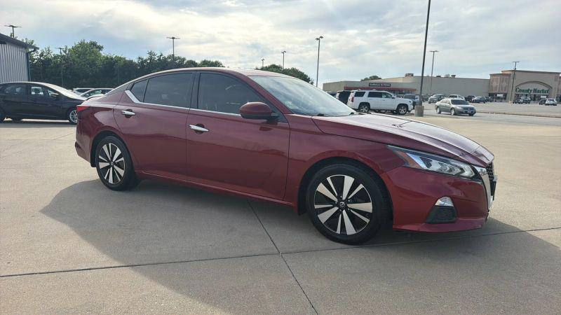 2020 Nissan Altima SL FWD
