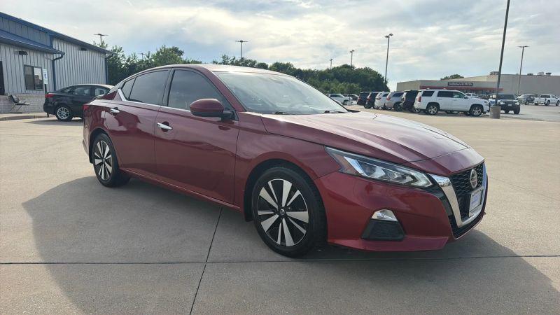 2020 Nissan Altima SL FWD