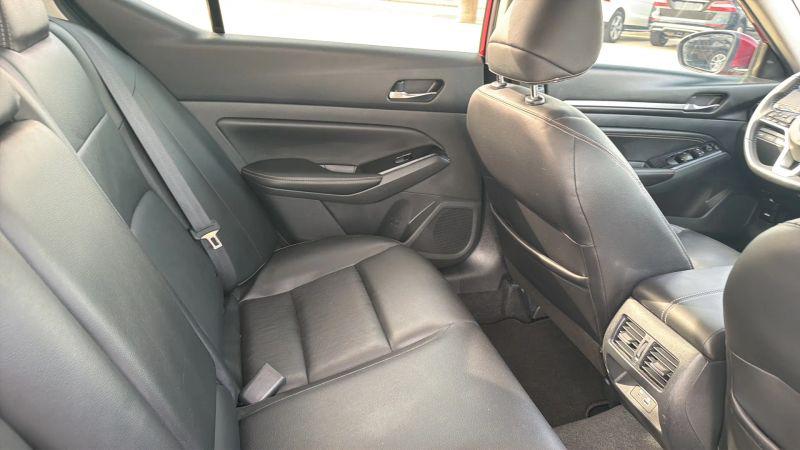2020 Nissan Altima SL FWD
