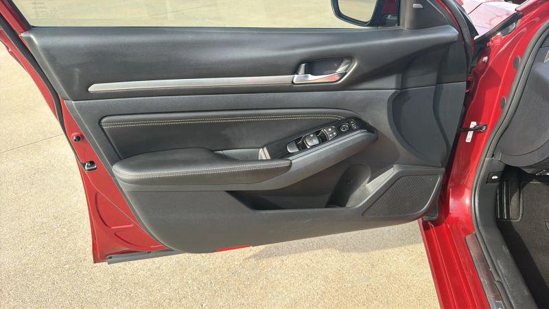 2020 Nissan Altima SL FWD