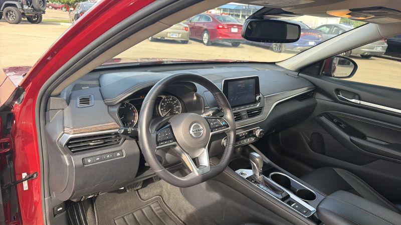 2020 Nissan Altima SL FWD