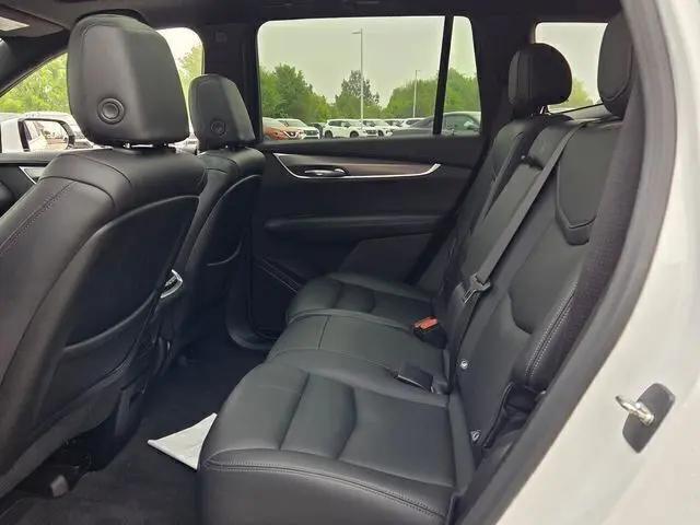 2023 Cadillac XT6 FWD Luxury