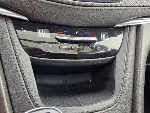 2023 Cadillac XT6 FWD Luxury