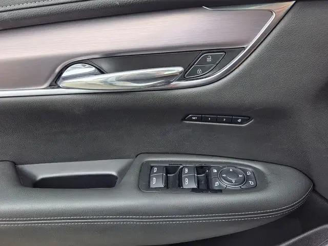 2023 Cadillac XT6 FWD Luxury