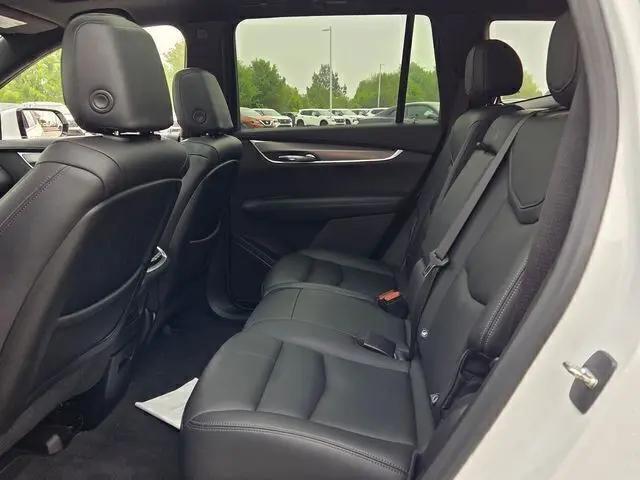 2023 Cadillac XT6 FWD Luxury