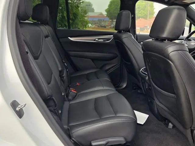 2023 Cadillac XT6 FWD Luxury