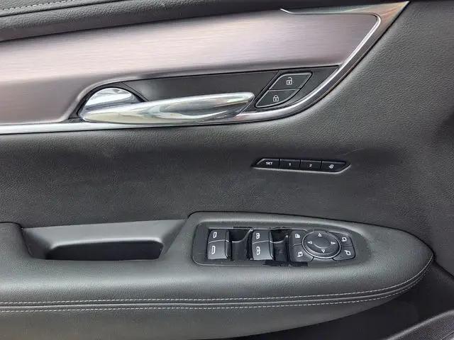 2023 Cadillac XT6 FWD Luxury