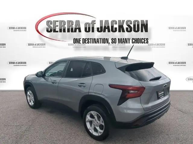 2024 Chevrolet Trax FWD SP