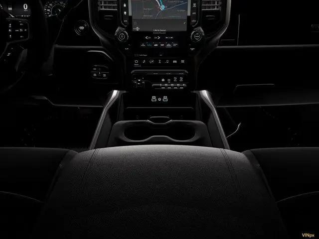 2026 Ram 3500 Big Horn Crew Cab 4x4 6'4" Box
