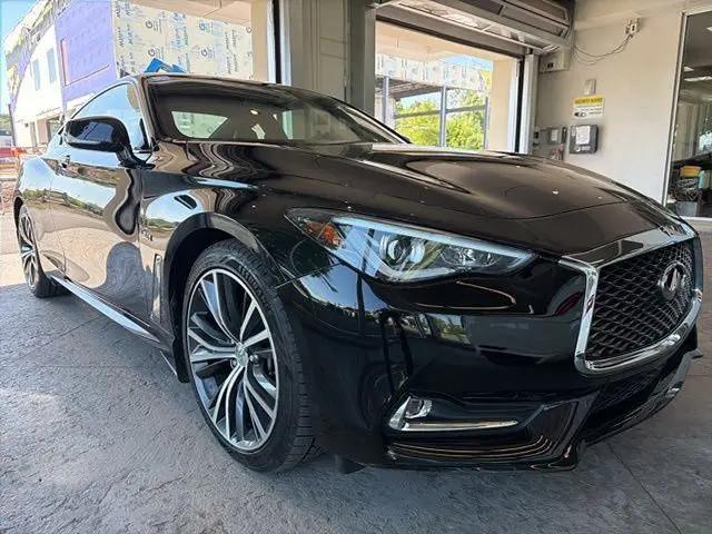 2018 INFINITI Q60 3.0t LUXE