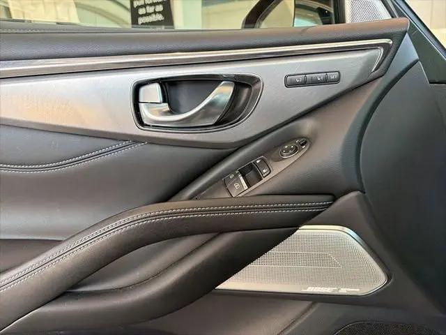 2018 INFINITI Q60 3.0t LUXE