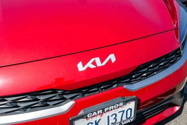 2023 Kia Forte LXS