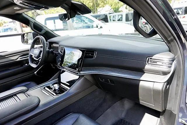 2023 Jeep Wagoneer Series II