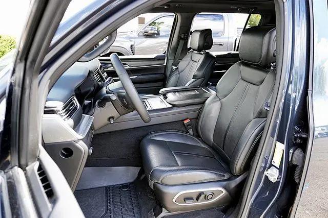 2023 Jeep Wagoneer Series II