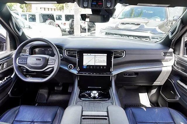 2023 Jeep Wagoneer Series II