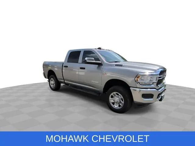 2022 Ram 2500 Tradesman Crew Cab 4x4 6'4" Box