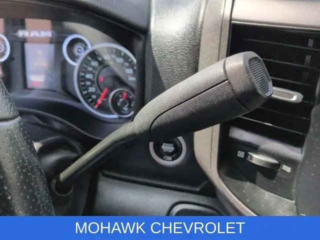 2022 Ram 2500 Tradesman Crew Cab 4x4 6'4" Box
