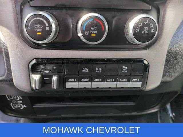 2022 Ram 2500 Tradesman Crew Cab 4x4 6'4" Box