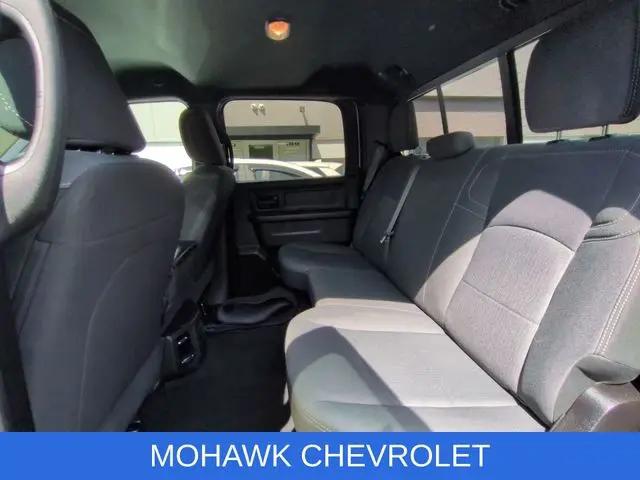 2022 Ram 2500 Tradesman Crew Cab 4x4 6'4" Box