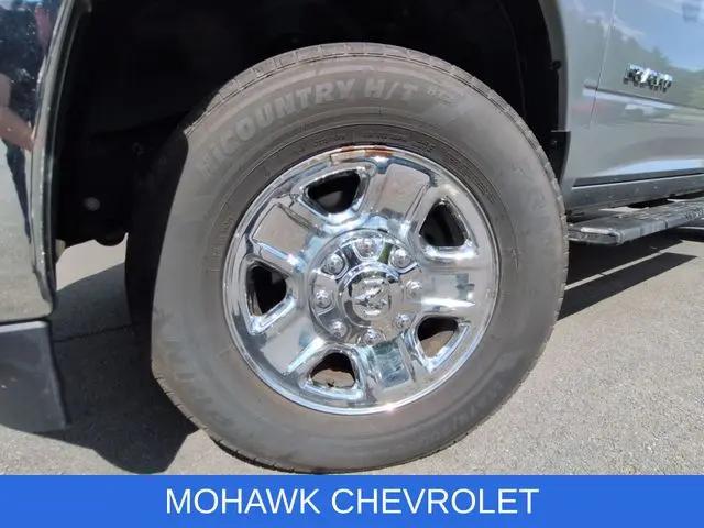 2022 Ram 2500 Tradesman Crew Cab 4x4 6'4" Box