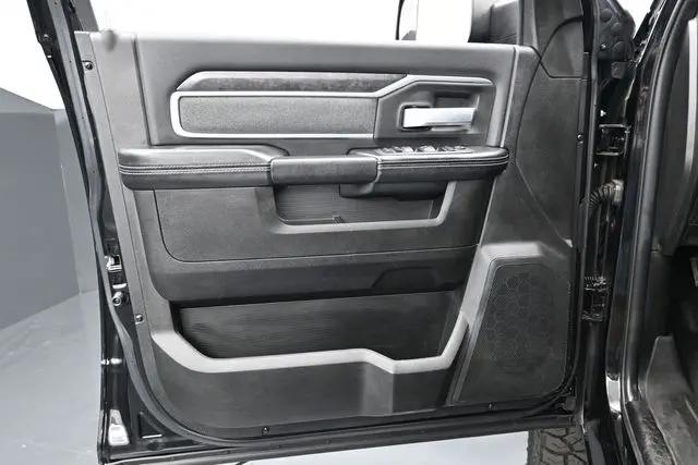 2022 Ram 2500 Big Horn Crew Cab 4x4 6'4" Box