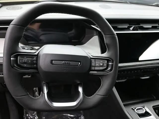 2026 Jeep Cherokee Laredo 4x4