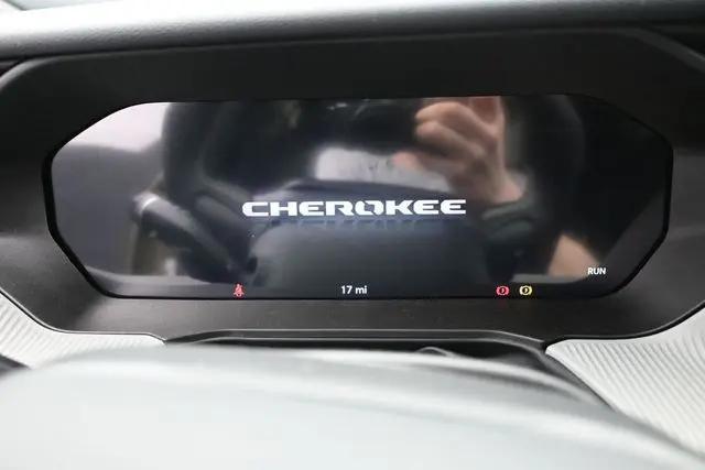 2026 Jeep Cherokee Laredo 4x4
