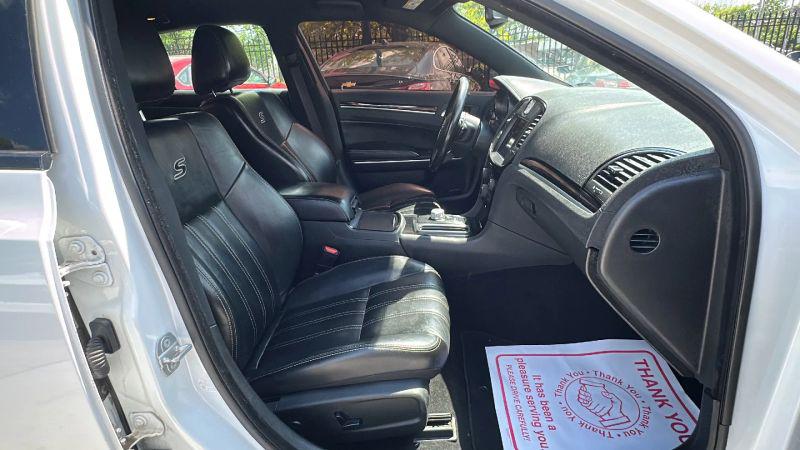 2019 Chrysler 300 300S